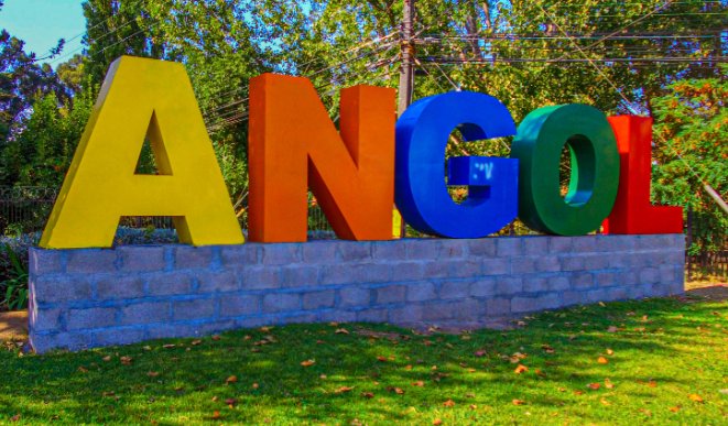 Angol